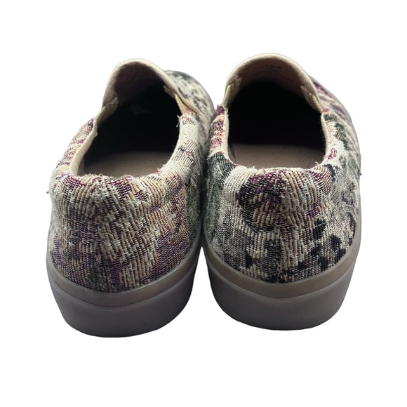 ASOS Floral Slip-On Mules - Picture 4 of 10